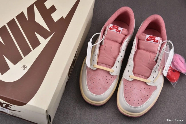 Kicktheory Travis 1 Low x Scott OG AJ SP DM7866-600 0807